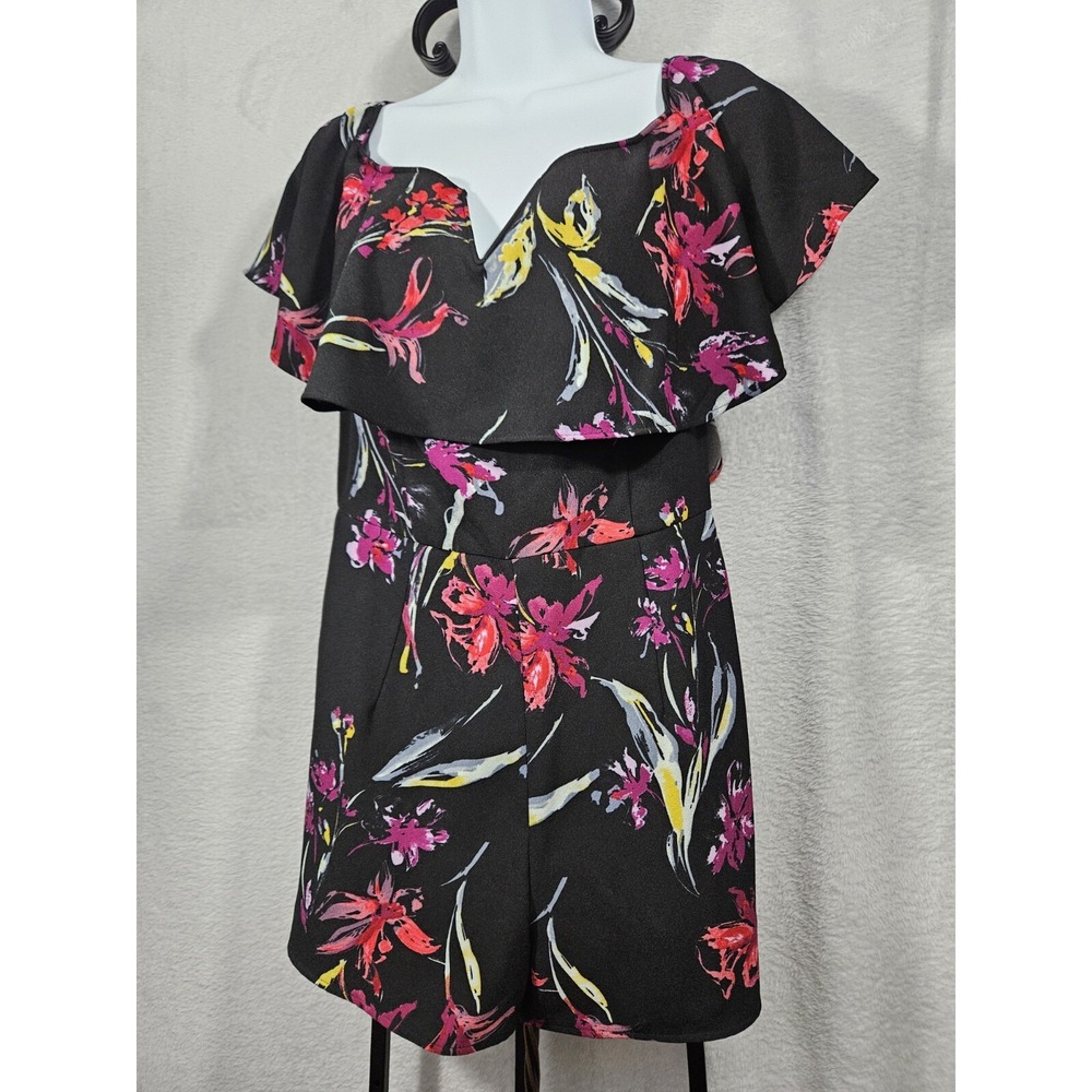 Anthropologie Leith Shorts Romper Womens Med Black Red Floral Romantic Pockets